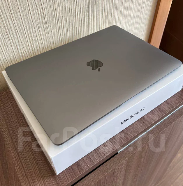 Apple MacBook Pro 13 2020. 13", ��� 8 ��, ���� 256���, WiFi: 1, Bluetooth: 1 ����