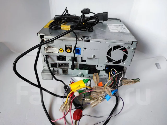 Kenwood MDV-X702 ����