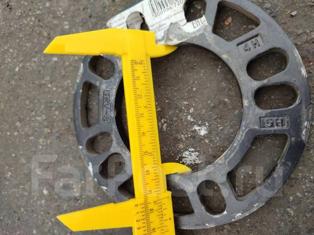 Проставки под диски, б/у, в наличии. Цена: 2 500₽ во Владивостоке