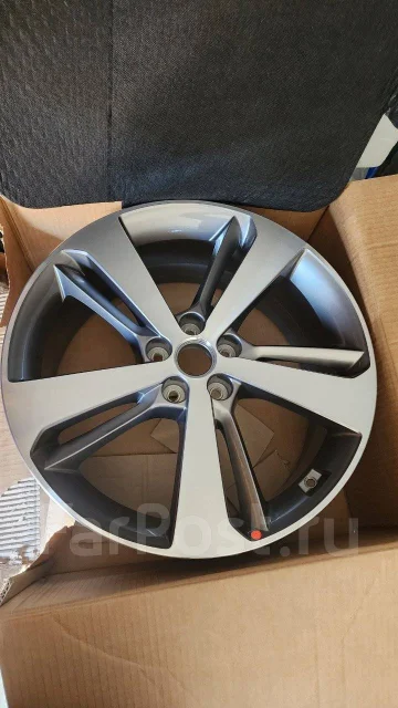 Fabulous Genesis. 8.5x20", 5x114.3, ET47 ����