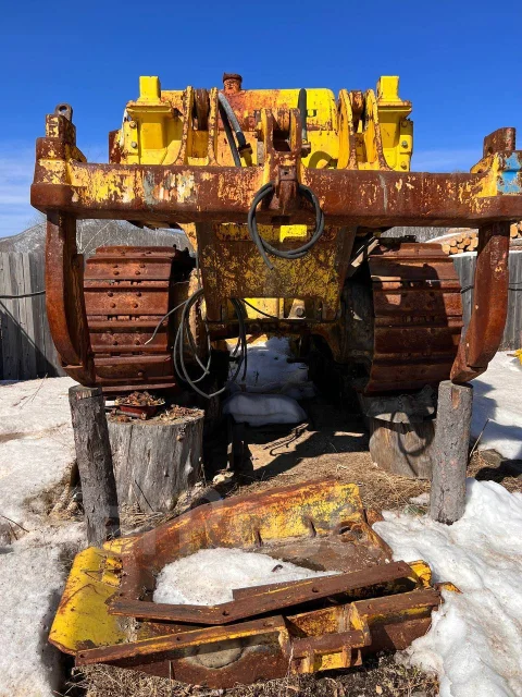 Komatsu D65E ����