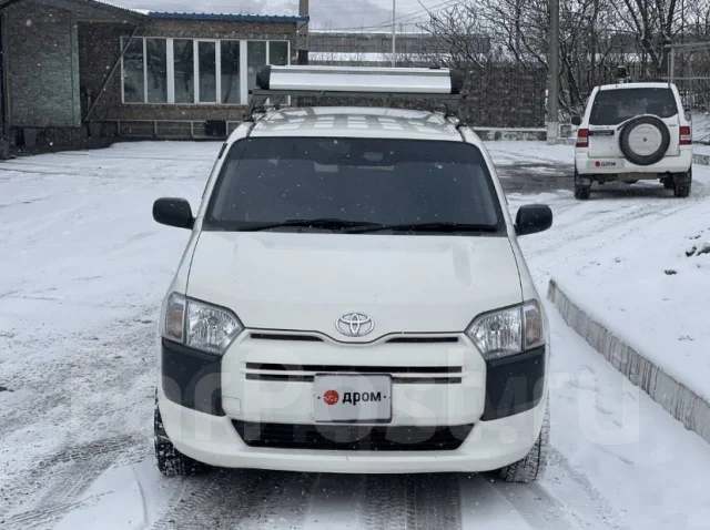 Toyota Probox. ��������, 4wd, 1.5 (103��.�.), ������, 190 000����. �� ����
