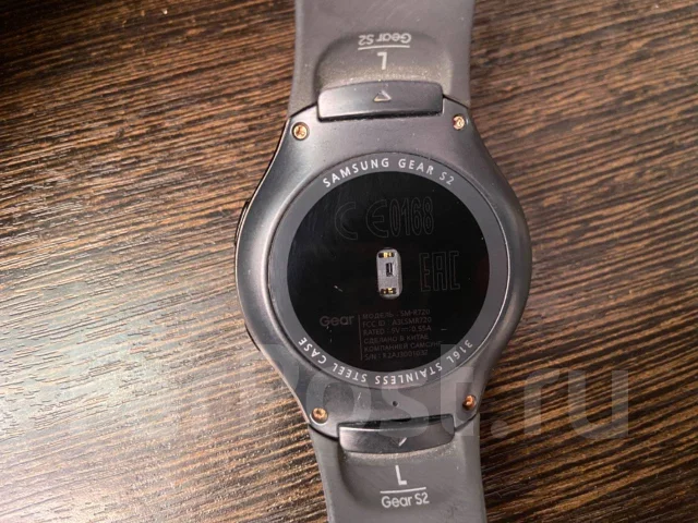 Samsung Gear S2 ����