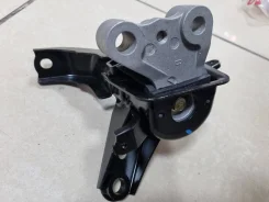 ������� ��������� ������ Toyota Corolla Auris / ZRE151 123050T010 ����