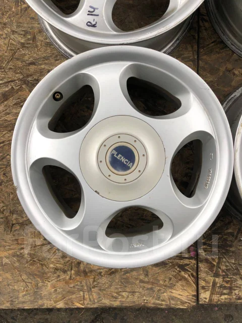 Dunlop Plencia. 6.0x14", 4x100, 4x114.3, ET38. ��� ����� �� ������������ ����