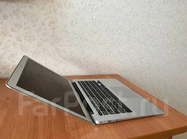 Apple MacBook Air 13 2017 Mid. 13", 180����, ��� 8 ��, ���� 128���, WiFi: 1, Bluetooth: 1, ����������� �� 7��. ����