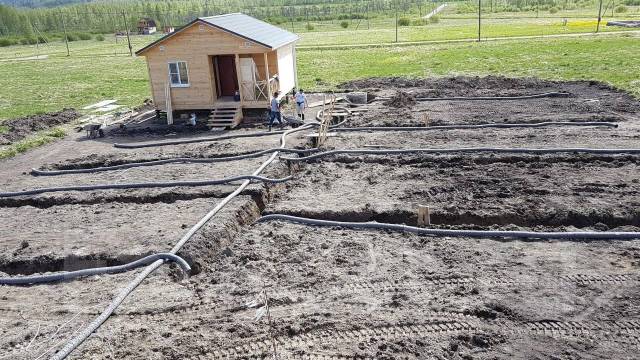 Обустройство участка, Монтаж дренажной системы, заливка плит ...