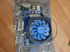 Radeon R7 Series ����