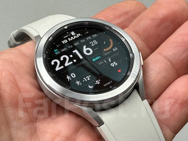 Samsung Galaxy Watch4. GPS, NFC, IP68 ����