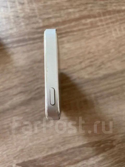 Apple iPhone 5. �/�, 16 ��, �����, 3G, 4G LTE ����