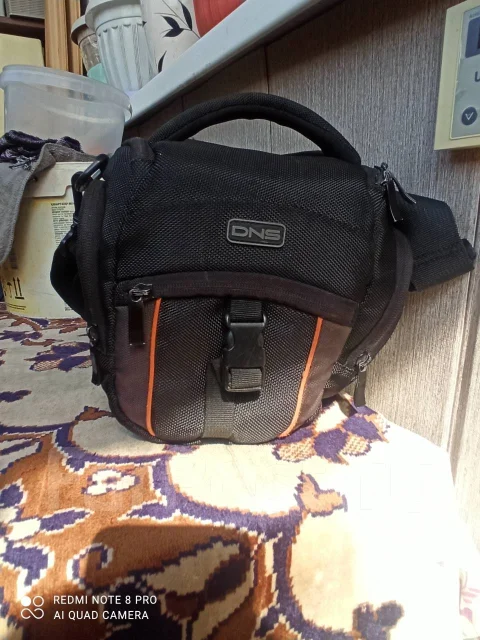 Canon EOS 1100D ����