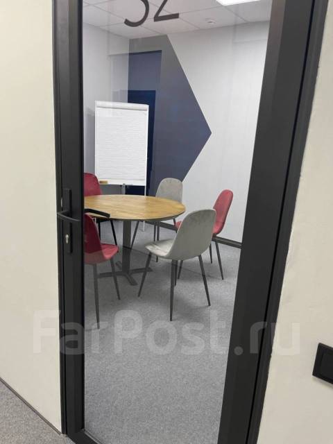 Аренда переговорной комнаты (коворкинг), 12,0 кв. м. все помещение в ...