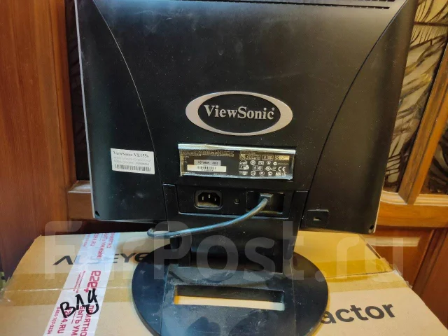 ViewSonic. 15", ���������� �� (LCD, LED, QLED) ����