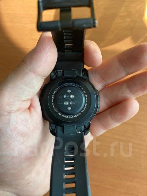 Honor Watch GS Pro. IP68 ����
