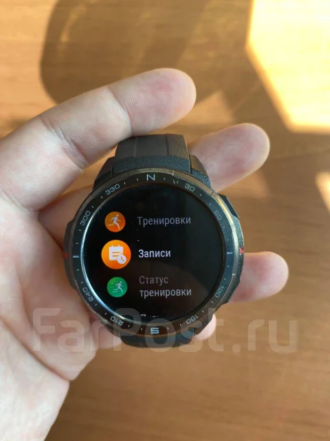 Honor Watch GS Pro. IP68 ����