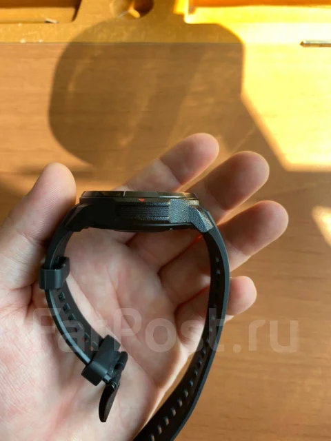 Honor Watch GS Pro. IP68 ����