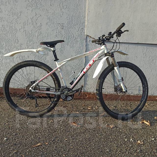 Gt avalanche hot sale elite bike