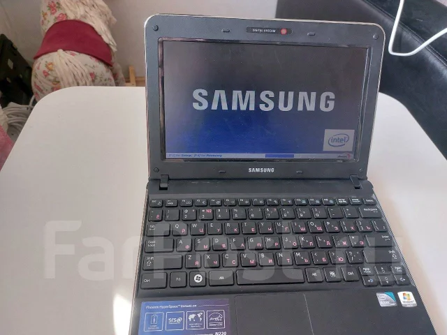 Samsung N220. WiFi: 1 ����