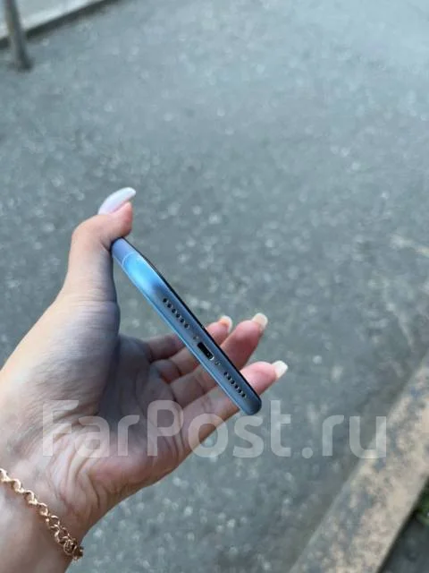 Apple iPhone Xr. �/�, 64 ��, �����, 3G, 4G LTE, 5G, NFC ����