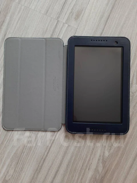 Lenovo IdeaTab A5500. 8 ������, ������ 16 �� ����