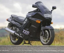 Kawasaki ZZR 1100C ����