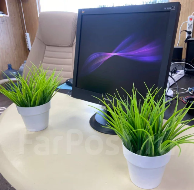 ViewSonic. 17", ���������� �� (LCD, LED, QLED) ����