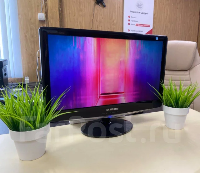 Samsung. 20", ���������� �� (LCD, LED, QLED) ����