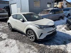 Toyota C-HR. ZYX10, 2ZRFXE ����