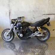 Yamaha XJR 400 ����