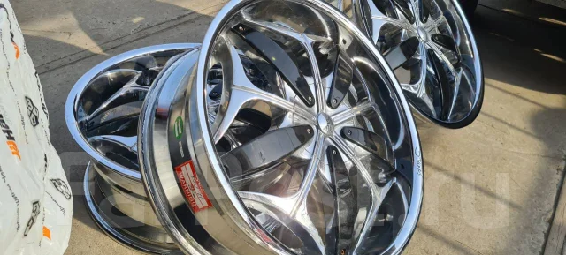 WSP Yokohama Prado. 9.0x22", 5x115, ET35 ����