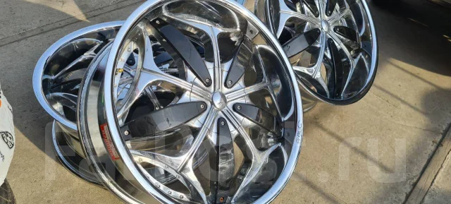 WSP Yokohama Prado. 9.0x22", 5x115, ET35 ����