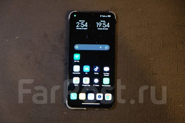 Xiaomi Mi9 SE. �/�, 128 ��, ������, 4G LTE, Dual-SIM, NFC ����