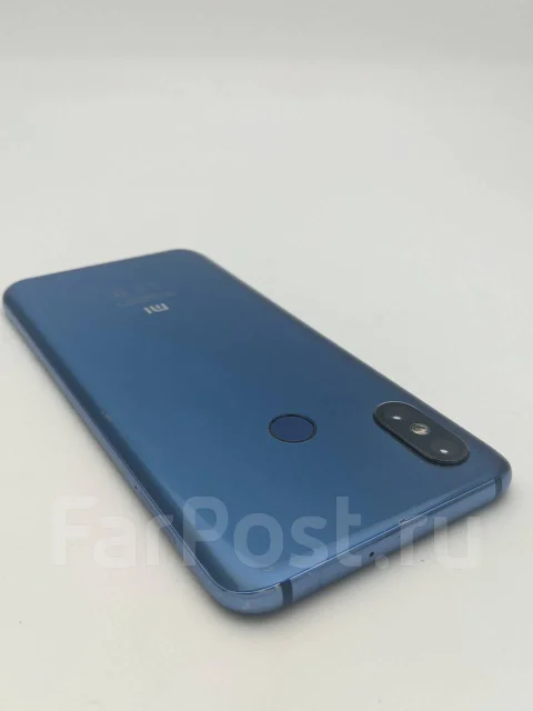 Xiaomi Mi8. �/�, 64 ��, �����, 3G, 4G LTE, 5G, Dual-SIM, ����������, NFC ����