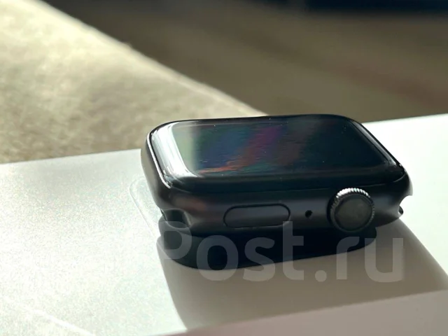 Apple Watch Series 4. GPS, NFC, SIM-����� ����