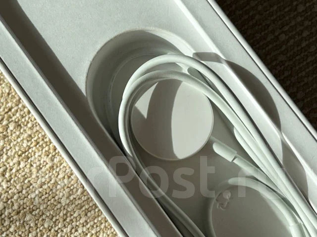 Apple Watch Series 4. GPS, NFC, SIM-����� ����