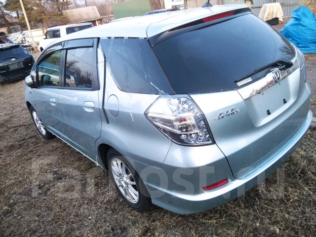 Honda Fit Shuttle. GP23120310 ����