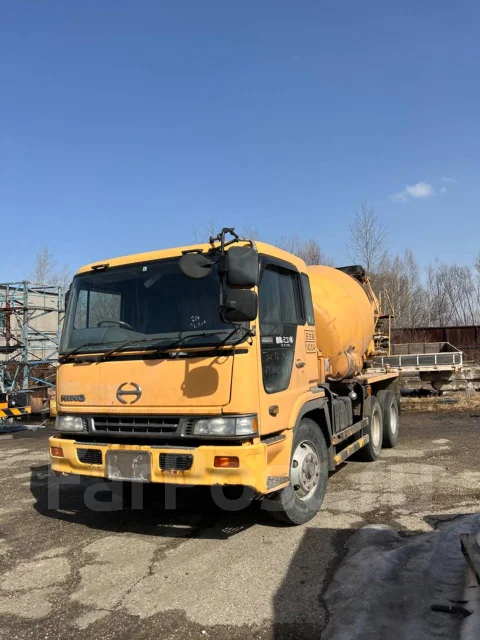 Hino ����