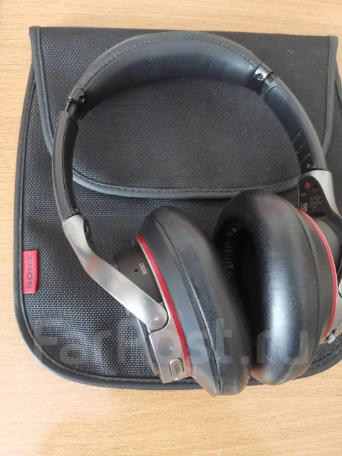 Sony MDR-10RBT ����