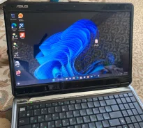 Asus X61. 16", 2,0����, ��� 3072 ��, ���� 3���, WiFi, Bluetooth ����