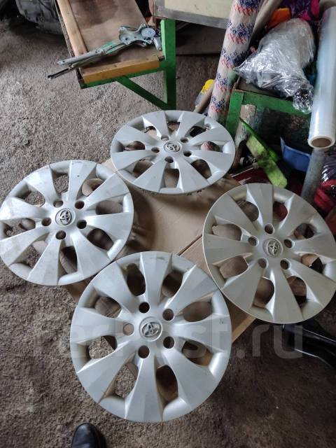 Продам комплект колпаков на колеса R15 - Колпаки во Владивостоке