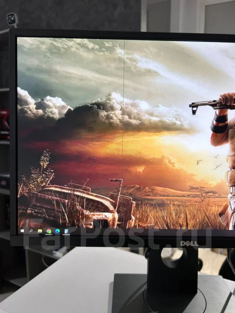 Dell. 24" ����