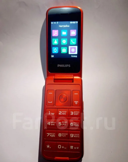 Philips Xenium E255. �/�, �� 8 ��, �������, 3G, Dual-SIM, ���������. ��� ����� �� ������������ ����