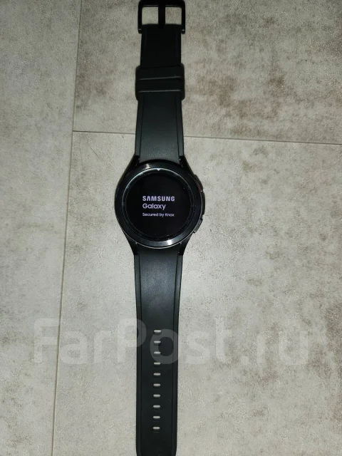 Samsung Galaxy Watch4 ����