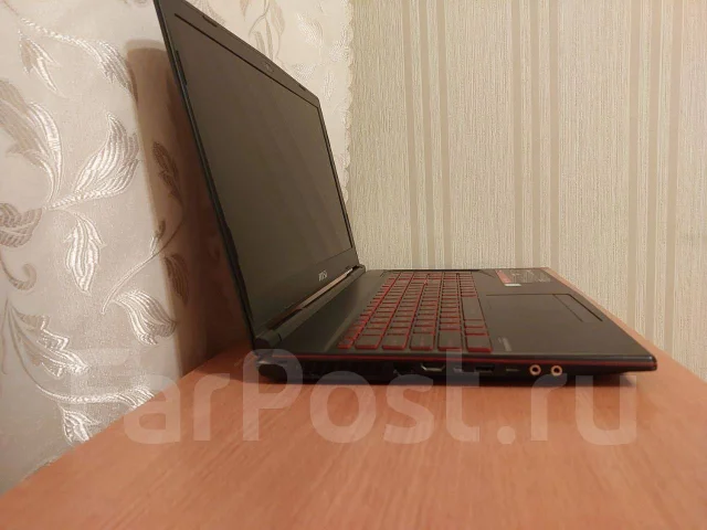MSI GL63 8RD. 15.6", 2,2����, ��� 16 ��, ���� 1 000���, WiFi: 1, Bluetooth: 1 ����