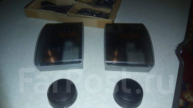 Boston Acoustics ����