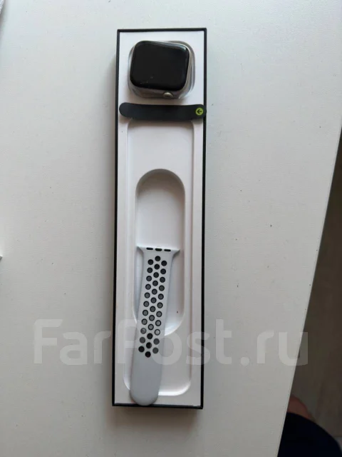Apple Watch Series 7 Nike ����