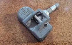 ������ �������� � ���� Mercedes Benz 001F53B2 ����