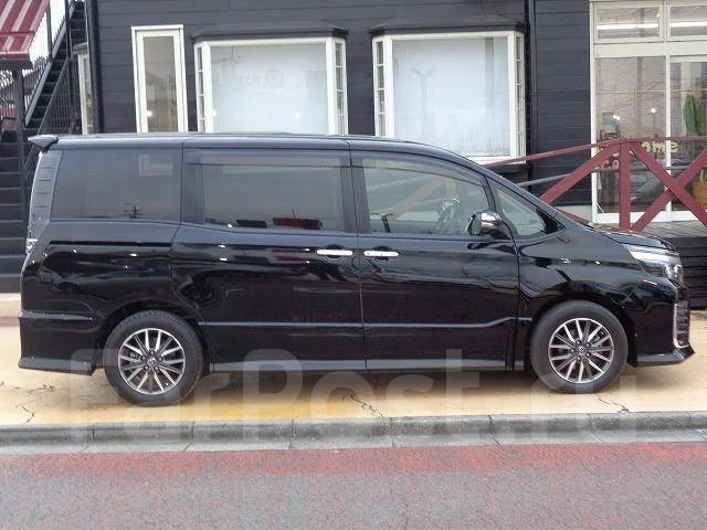 Toyota Voxy. ��������, ��������, 2.0 (152��.�.), ������, 80����. ��, �/�. ��� ����� �� ������������ ����