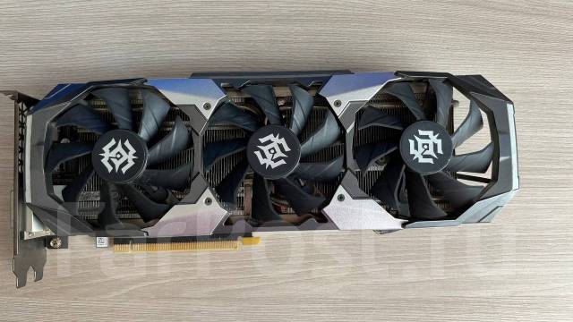 Видеокарта GTX 1070 Zotac, цена: 10 000₽, б/у, в наличии во Владивостоке