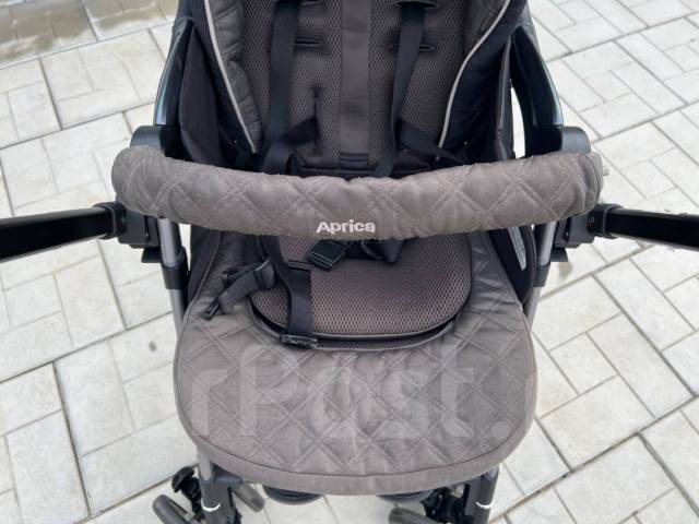 Классная коляска Aprica Soraria Premium, цена: 7 000₽, б/у, в наличии ...
